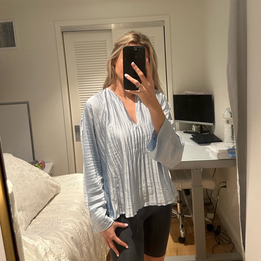 - Vince Long Sleeve Pleated V-Neck Blouse